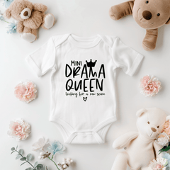 Babysfavourite.nl | Romper - Mini Drama Queen Looking For a New Scene