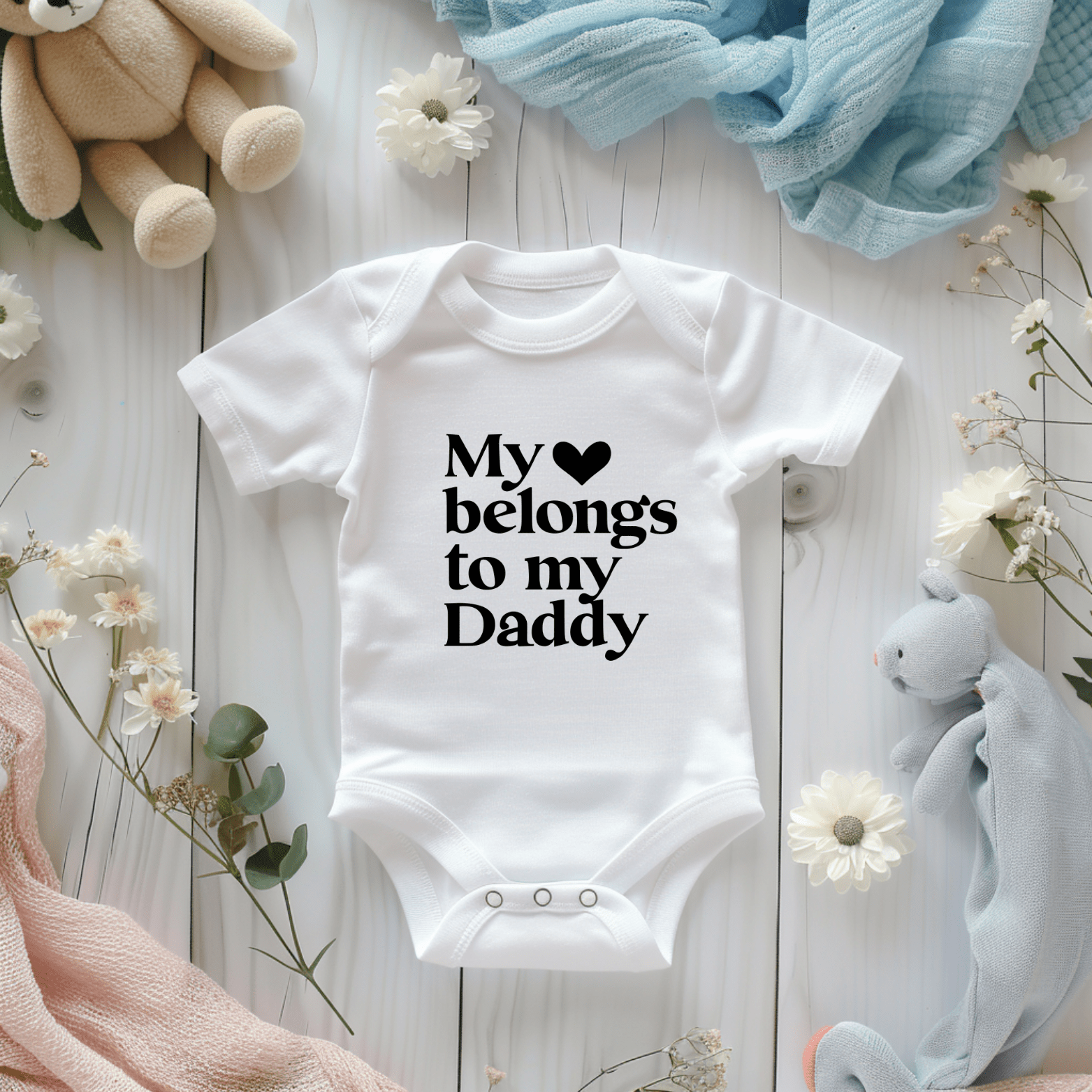 Babysfavourite.nl | Romper - My Heart Belongs To My Daddy
