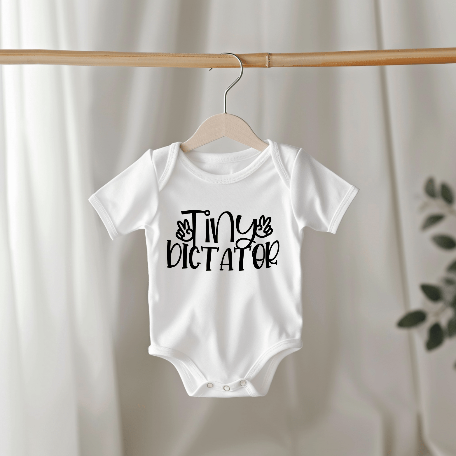 Babysfavourite.nl | Romper - Tiny Dictator